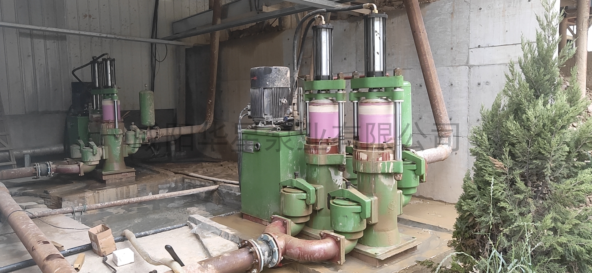 陶(tao)瓷柱塞泵(beng)處理洗沙(sha)污水現場(chang)圖片