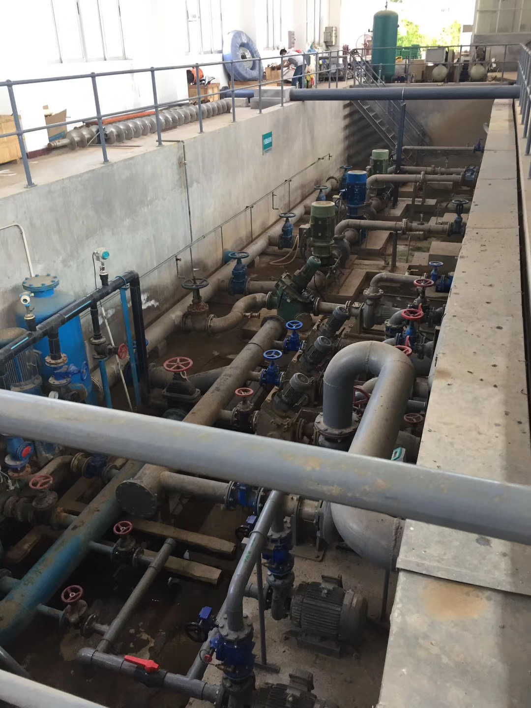 陶瓷柱塞(sai)泵使用現(xian)場城市生(sheng)活污水處(chu)理