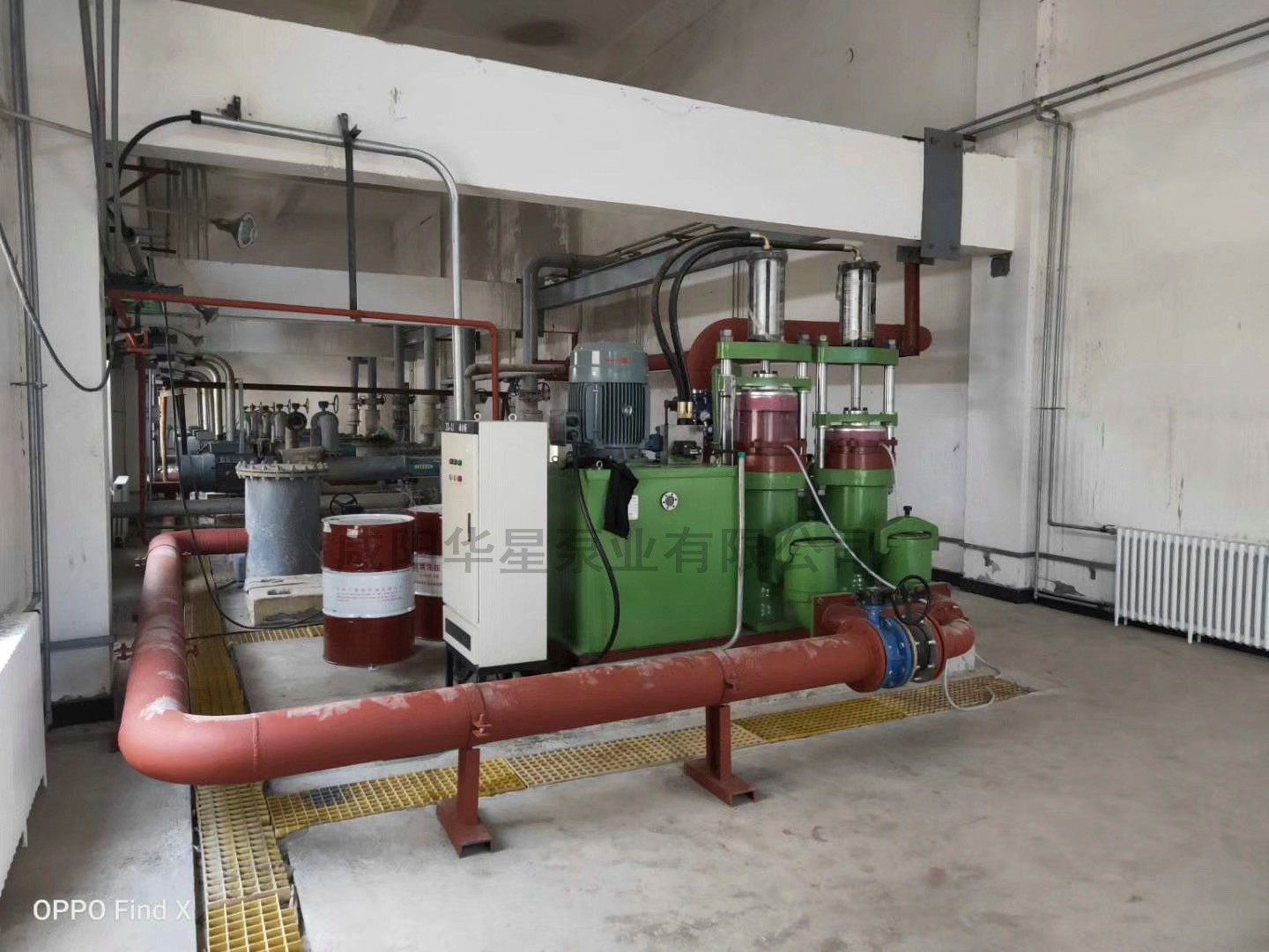 新(xin)機調試客戶螺(luo)杆泵改換柱塞(sai)泵1