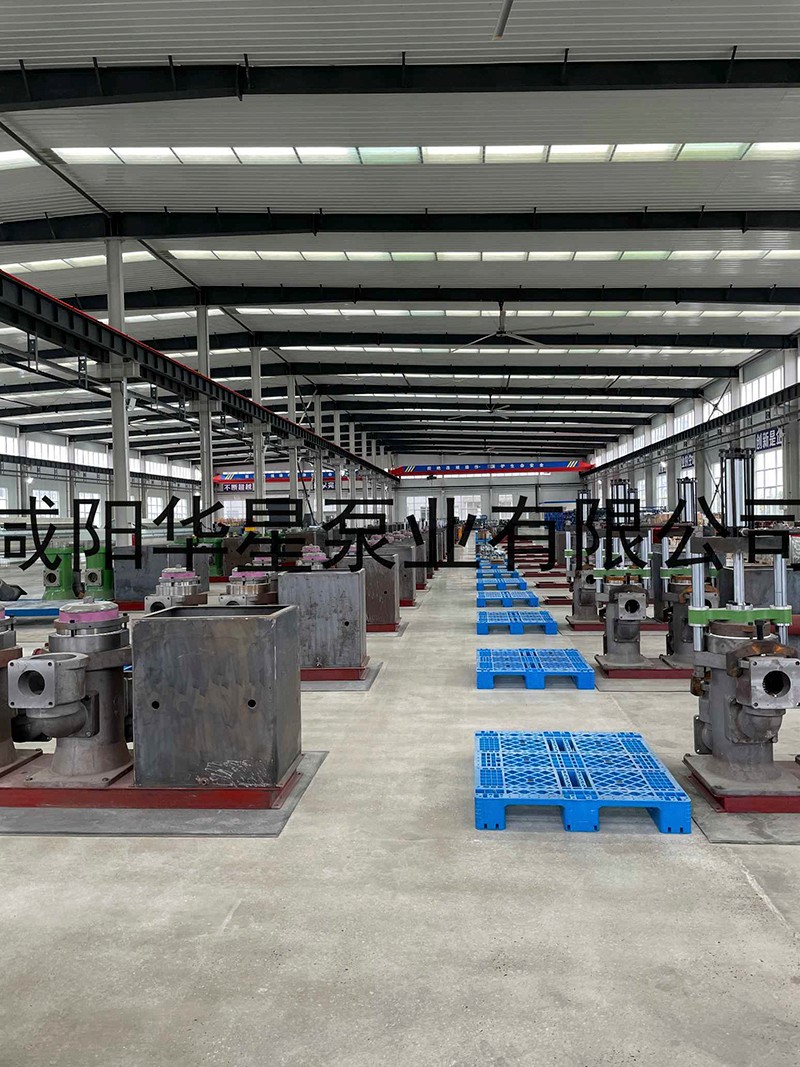 陶瓷柱(zhu)塞泥漿泵裝配(pei)車間