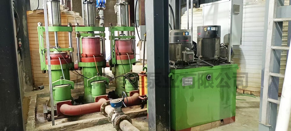 洗煤(mei)廠陶瓷柱塞泵使(shǐ)用現場