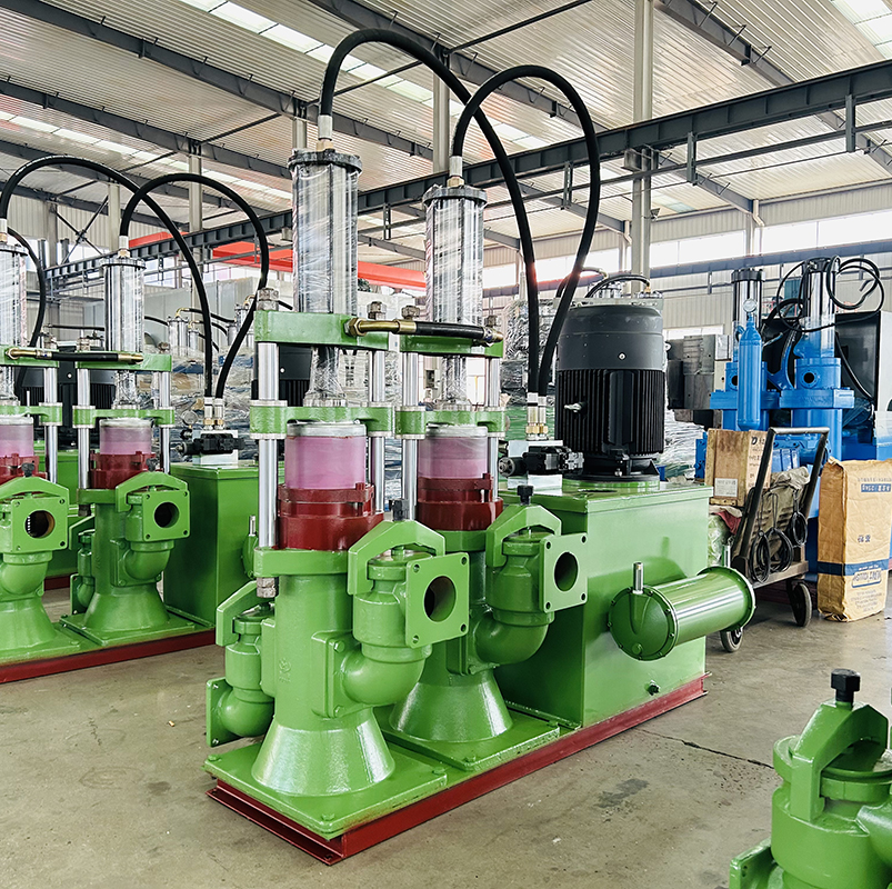 YB200液壓陶瓷柱(zhù)塞泵3