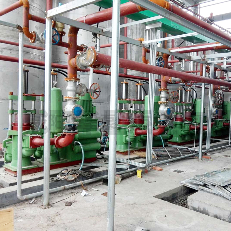 陶瓷柱塞(sai)泵與不鏽鋼(gang)柱塞泵