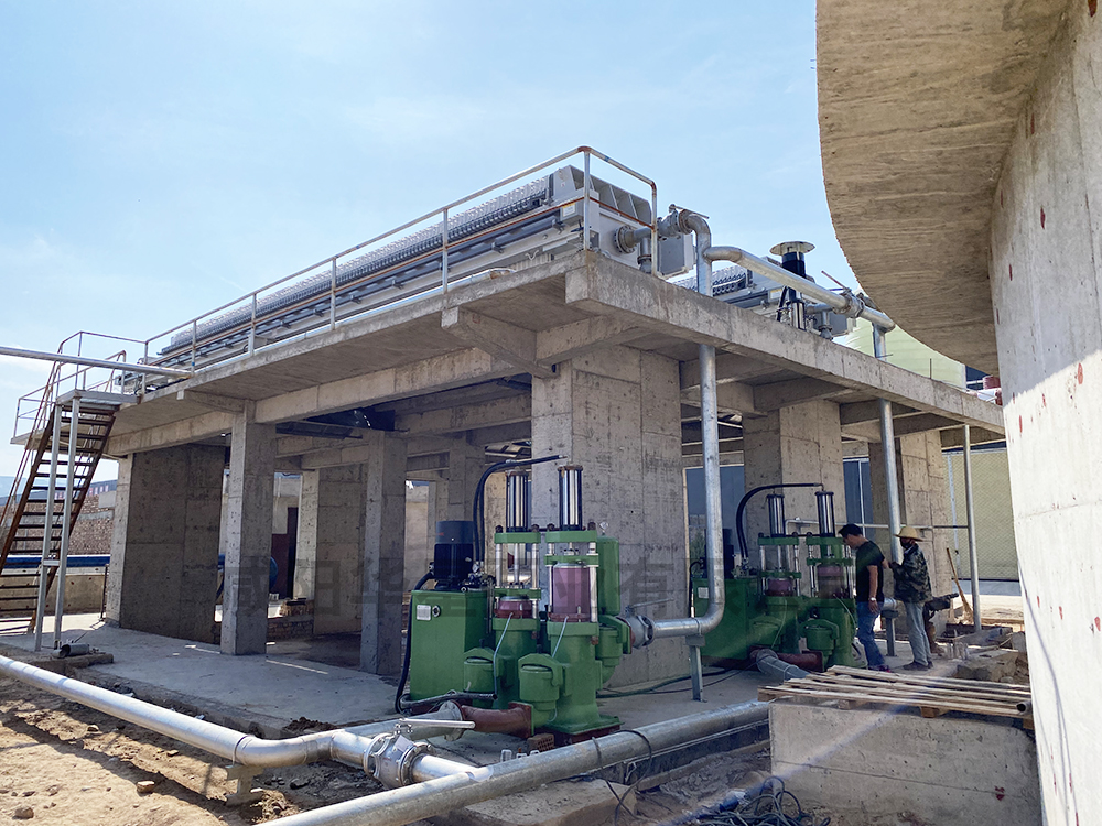 洗沙(shā)污水處(chu)理壓濾(lü)機進料(liào)泵