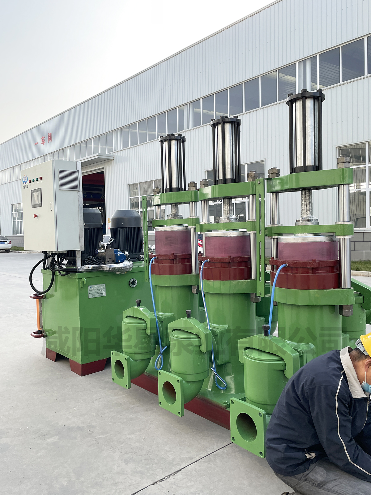 YBH400-180型(xing)陶瓷柱塞(sāi)泵