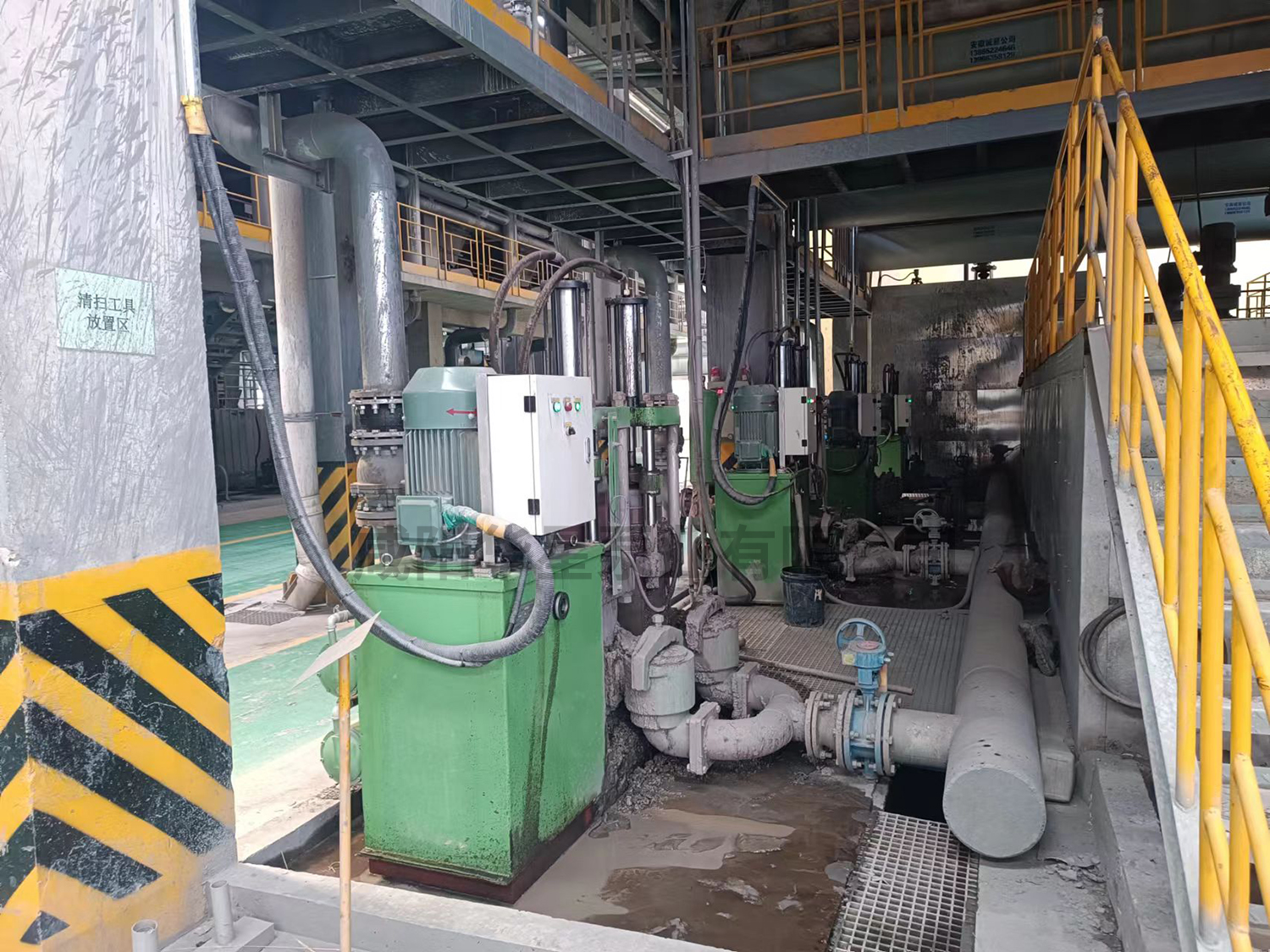 陶瓷(cí)柱塞泵客(ke)戶使用現(xiàn)場圖片